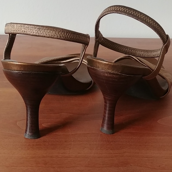 Bronze shimmer strappy sandals - Picture 3 of 5